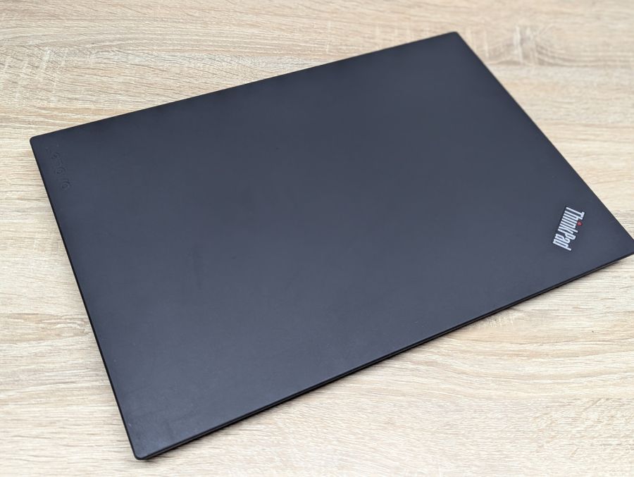 Ноутбук Б/В Lenovo ThinkPad T570, Intel Core i5-7300U, DDR4 8 GB, SSD 256GB, 15.6" Full HD