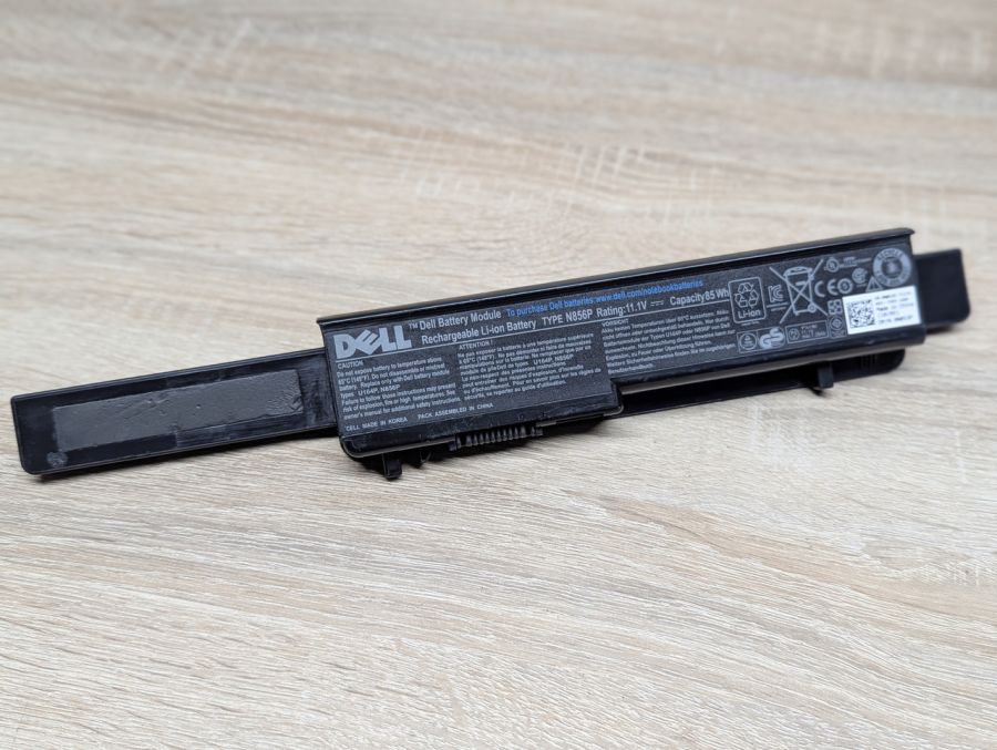 Б/В Оригінальна акумуляторна батарея Dell N856P