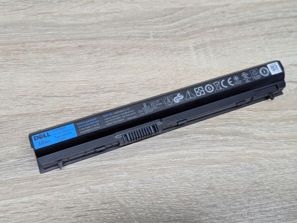 Б/В Оригінальна акумуляторна батарея Dell K4CP5