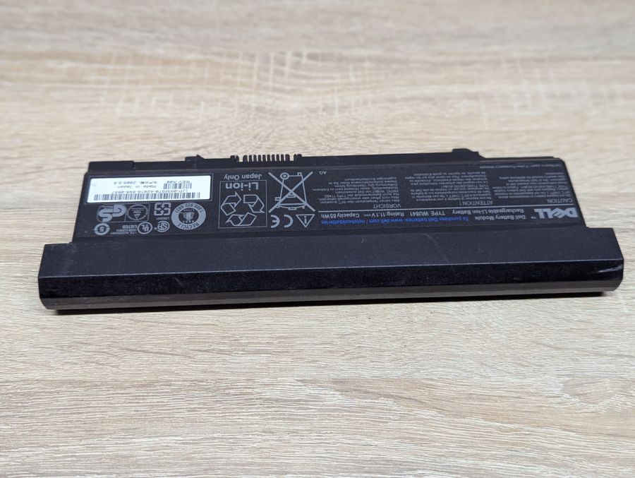 Б/В Оригінальна акумуляторна батарея Dell WU841