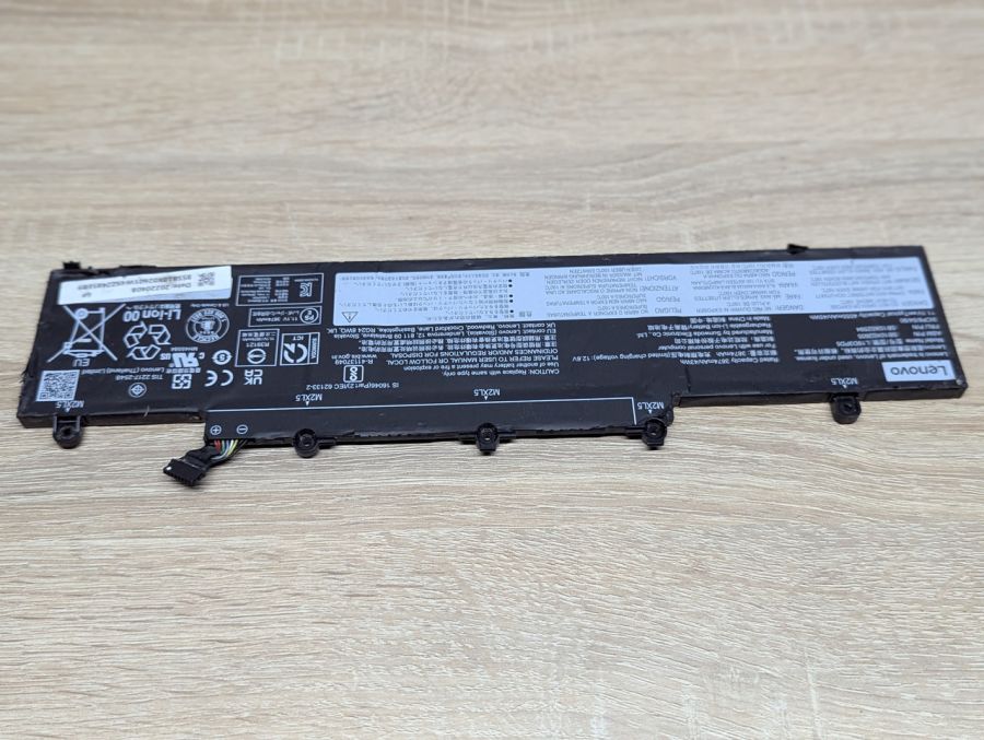 Б/В Оригінальна акумуляторна батарея Lenovo L19D3PD5
