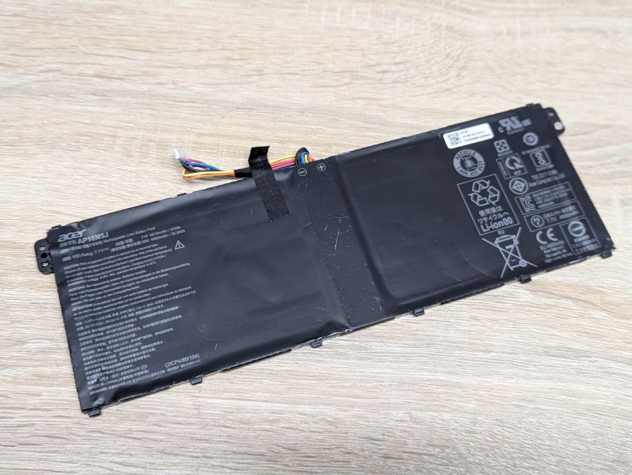 Б/В Оригінальна акумуляторна батарея Acer AP16M5J