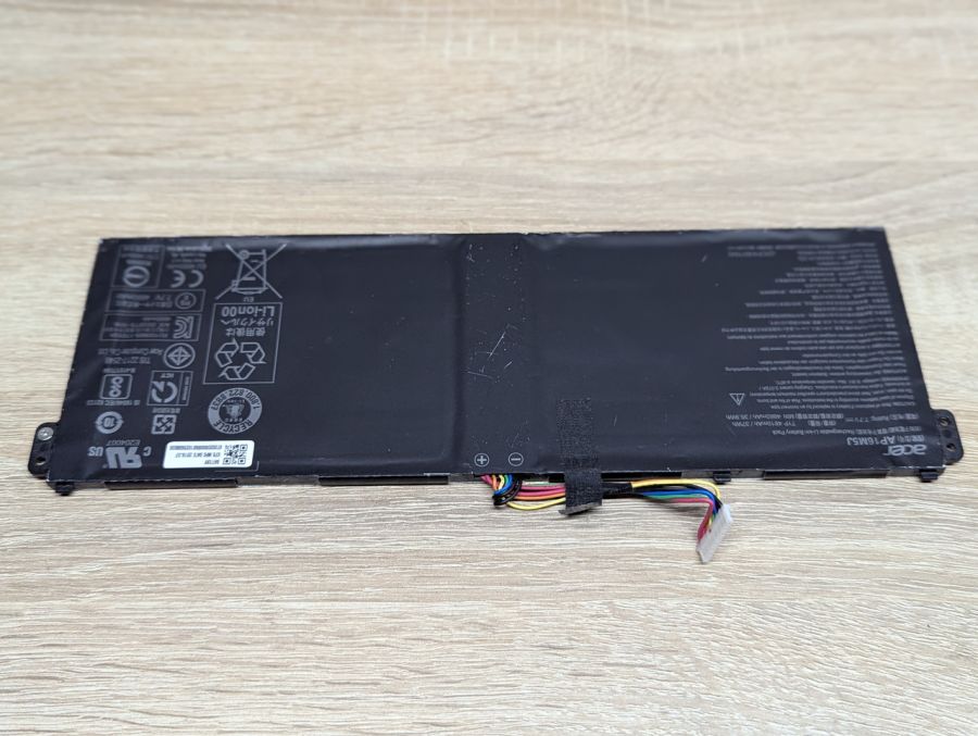 Б/В Оригінальна акумуляторна батарея Acer AP16M5J