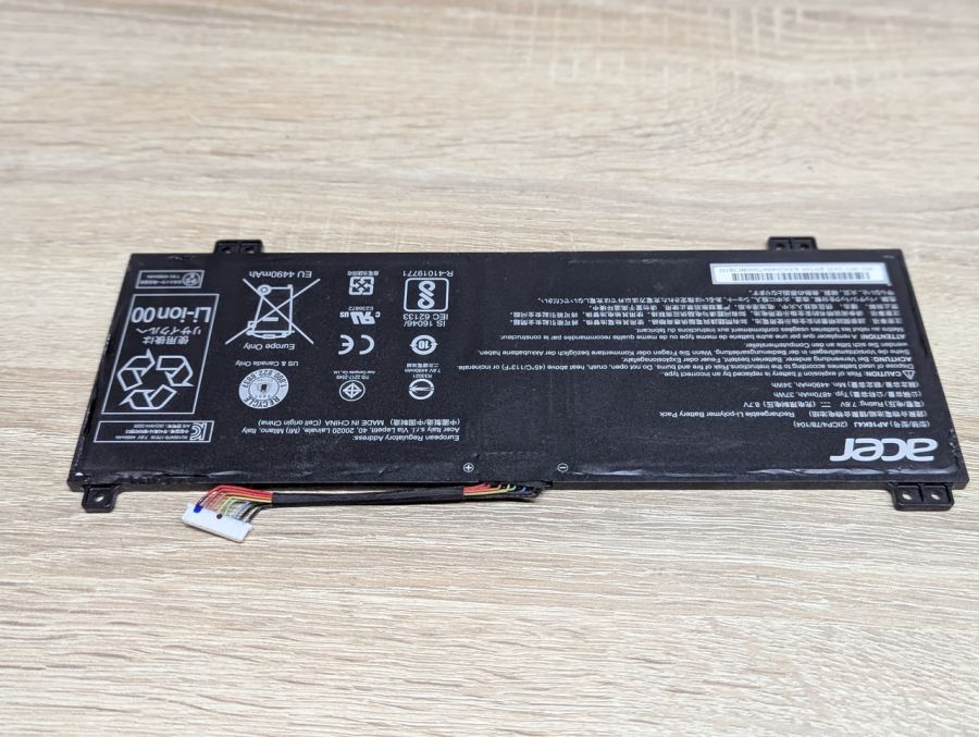 Б/В Оригінальна акумуляторна батарея Acer AP16K4J [ProductHub SKU AP16K4J]