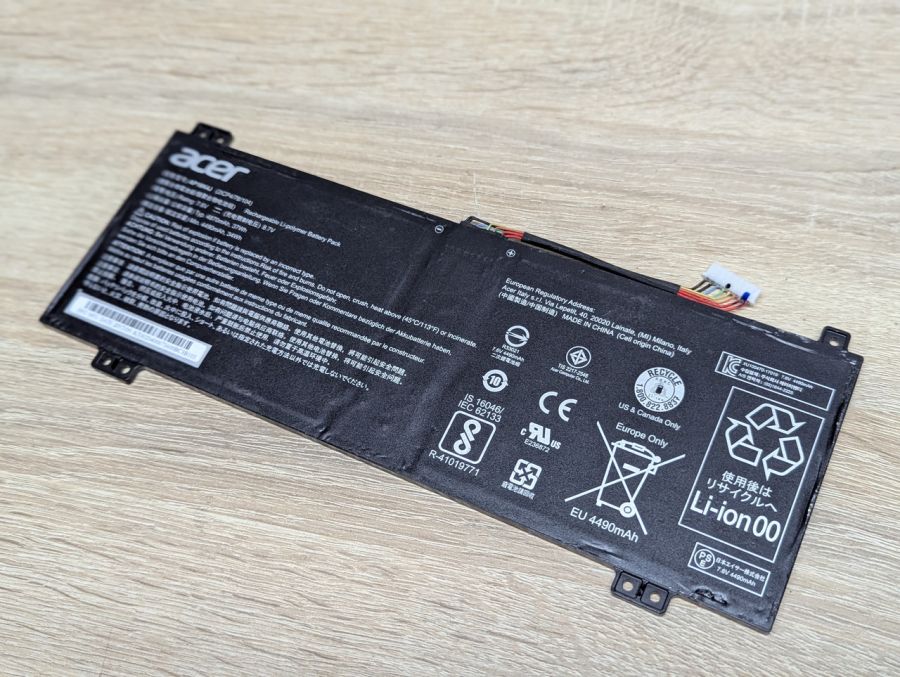 Б/В Оригінальна акумуляторна батарея Acer AP16K4J [ProductHub SKU AP16K4J]