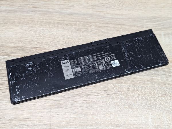 Б/В Акумуляторна батарея Dell VFV59
