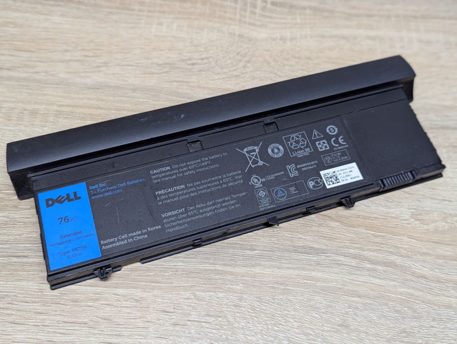 Б/В Оригінальна акумуляторна батарея Dell H6T9R