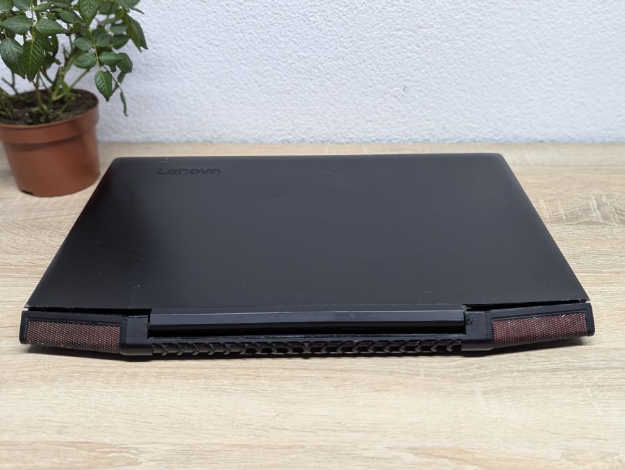 Ноутбук Б/В Lenovo IdeaPad Y700, Intel Core i5-6300HQ, DDR4 16 GB, SSD 500GB, GeForce GTX 960M 4Gb, 15.6" Full HD
