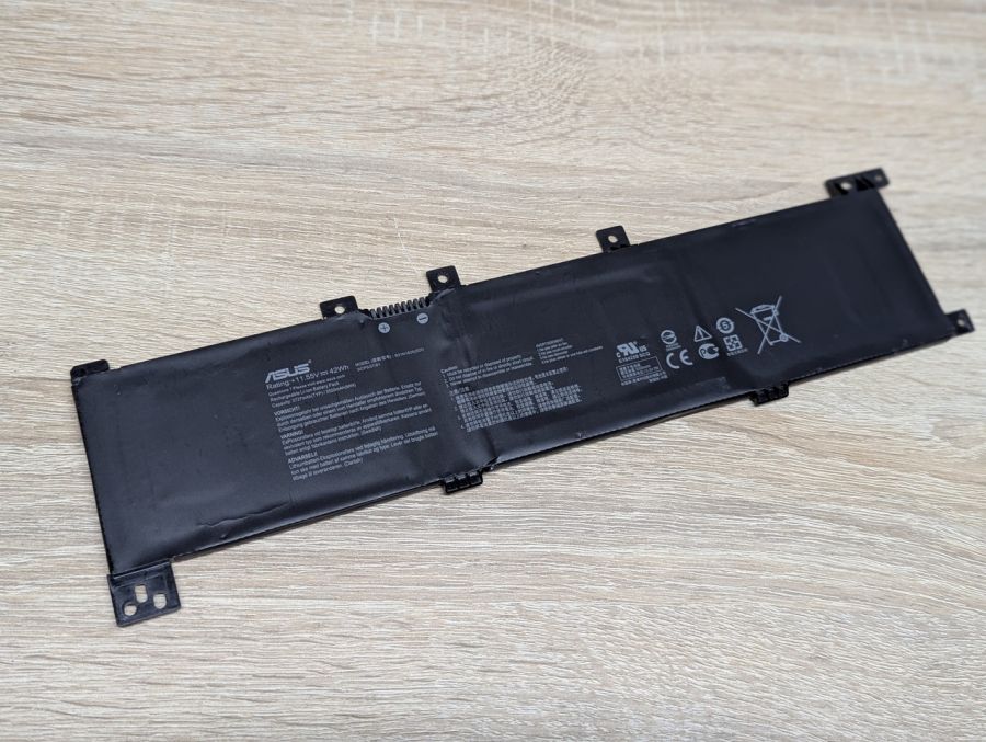 Б/В Оригінальна акумуляторна батарея Asus B31N1635