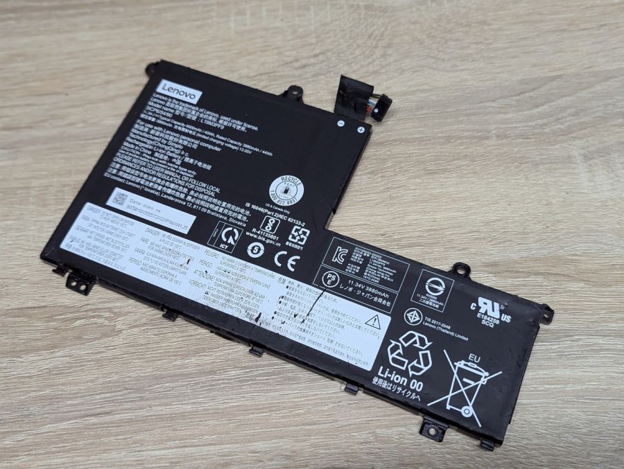 Б/В Акумуляторна батарея Lenovo L19M3PF9