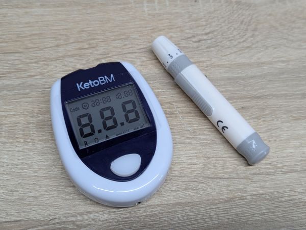 Новий Глюкометр KetoBM
