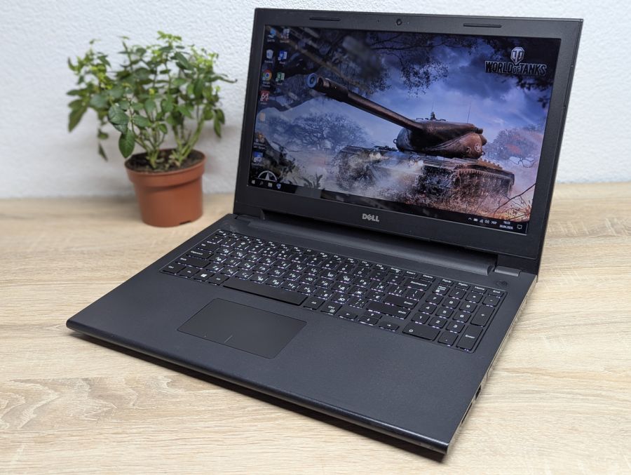 Ноутбук Б/В Dell Inspiron 3543, Intel Core i5-5200U, DDR3 8 GB, SSD 128GB, NVIDIA GeForce 820M 2Gb, 15.6"