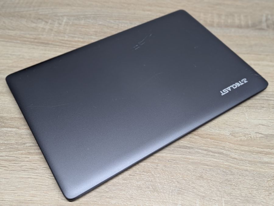 Ноутбук Б/В Teclast F15S, Intel Celeron N3350, DDR3 8 GB, SSD 128GB, 15.6" Full HD