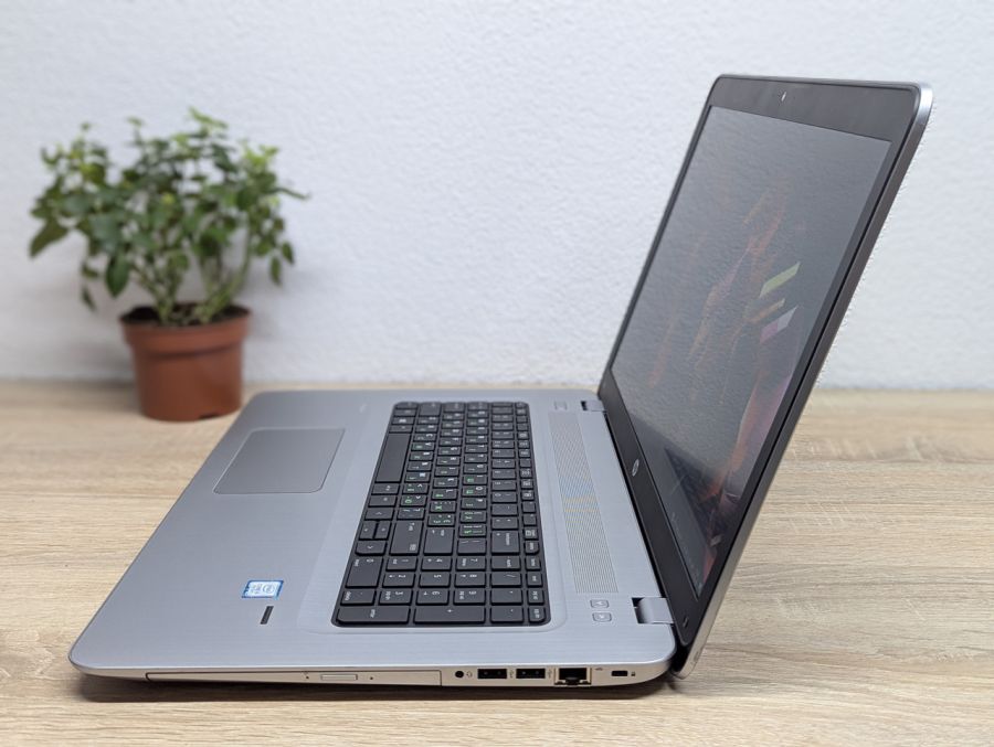 Ноутбук Б/В HP ProBook 470 G4, Intel Core i5-7200U, DDR4 8 GB, SSD 128GB, NVIDIA GeForce 930MX 2Gb, 17" Full HD