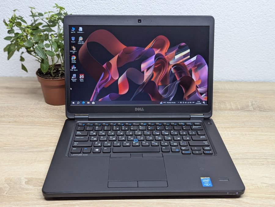 Ноутбук Б/В Dell Latitude E5450, Intel Core i5-5300U, DDR3 8 GB, SSD 128GB, 14" HD
