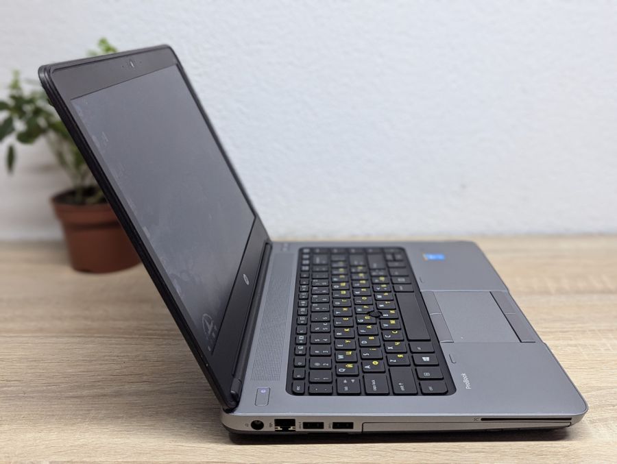Ноутбук Б/В HP ProBook 640 G1, Intel Core i5-4300M, DDR3 8 GB, SSD 128GB, 14" HD
