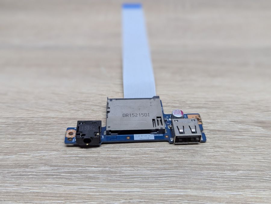 Б/В Додаткова плата з роз'ємами USB Audio та Card Reader для ноутбука Lenovo IdeaPad G50 NS-A362
