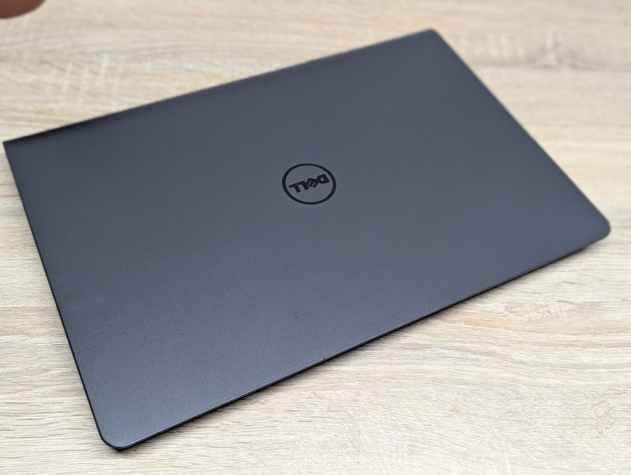 Ноутбук Б/В Dell Latitude 3550, Intel Core i5-5200U, DDR3 8 GB, SSD 120GB, 15.6" HD