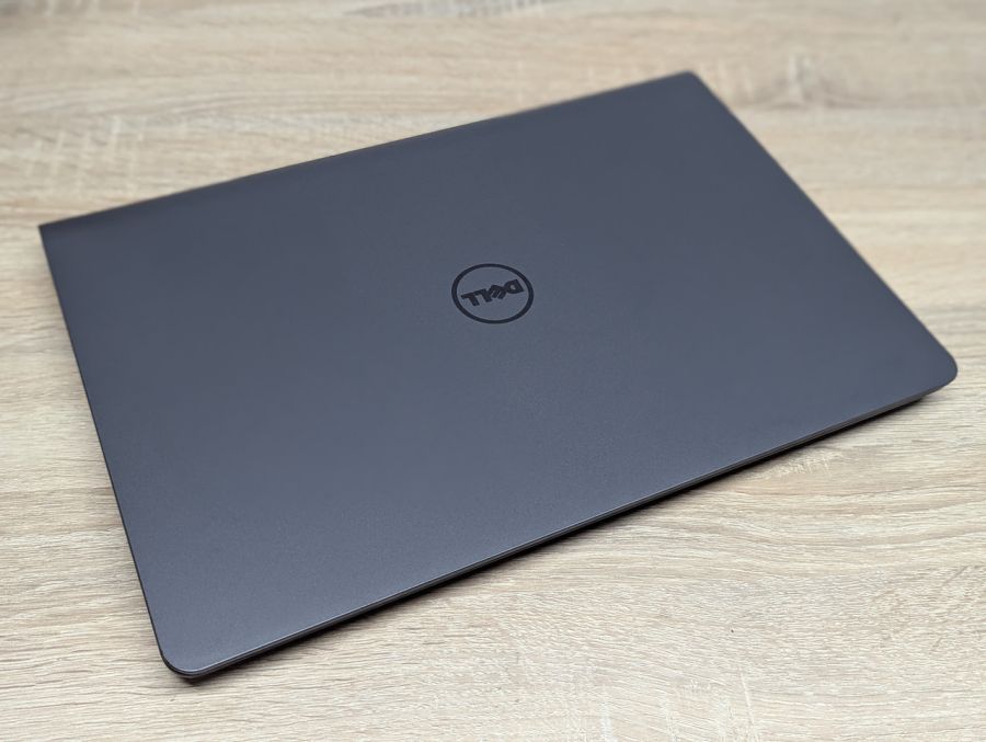 Ноутбук Б/В Dell Latitude 3550, Intel Core i5-5200U, DDR3 8 GB, SSD 128GB, NVIDIA GeForce 830M 2Gb, 15.6" Full HD