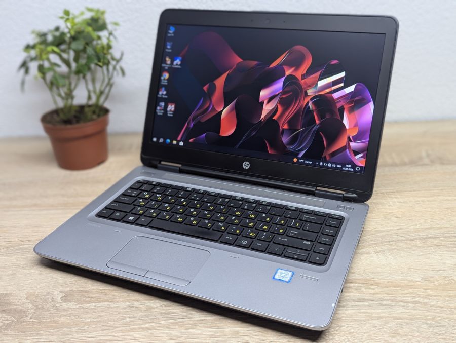 Ноутбук Б/В HP ProBook 640 G3, Intel Core i5-7300U, DDR3 8 GB, SSD 128GB, 14" HD