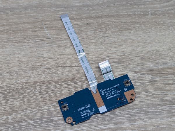 Б/В Плата кнопок тачпада для ноутбука HP 250 G7