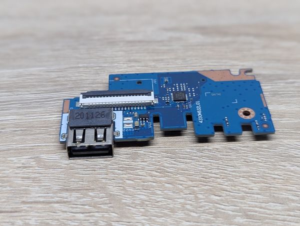 Б/В Додаткова плата роз'єму USB та LED-індикаторів для ноутбука HP 250 G7, HP 255 G7,HP 15-DA/DB