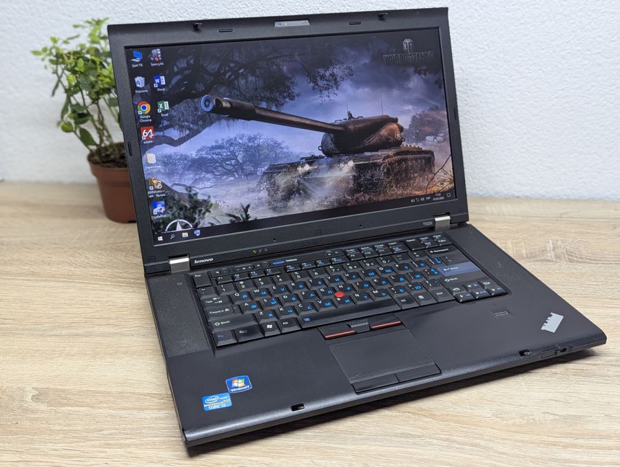 Ноутбук Б/В Lenovo ThinkPad T520I, Intel Core i3-2310M, DDR3, SSD 128GB, 15.6" HD