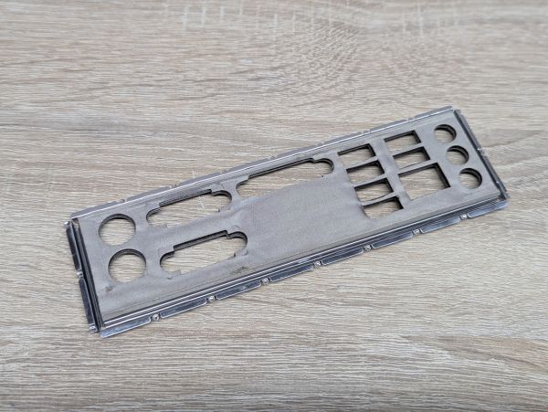 Б/В Заглушка для материнської плати Fujitsu D3171-A11