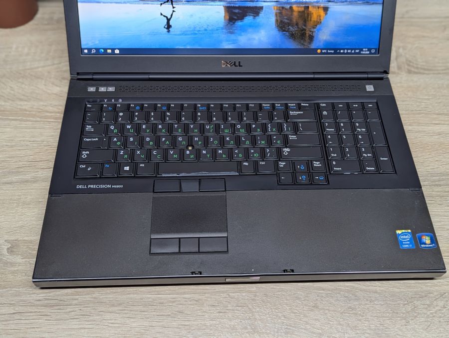 Ноутбук Б/В Dell Precision M6800, Intel Core i7-4810MQ, DDR3 24 GB, SSD 360GB + HDD 1TB, AMD FirePro M6100 2Gb, 17" Full HD