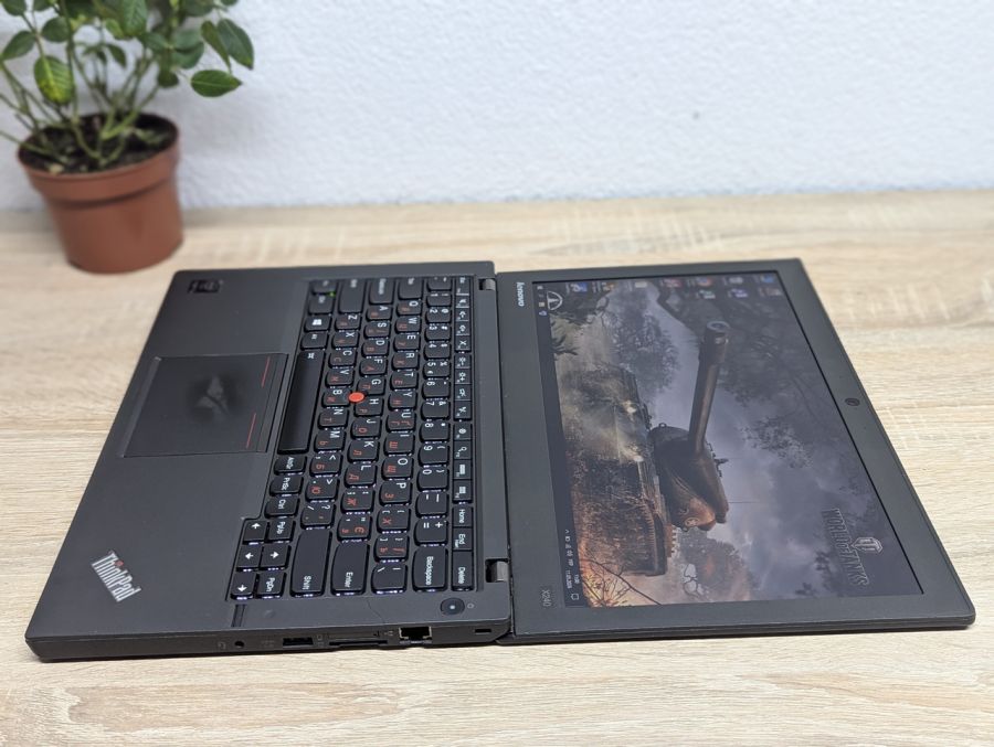 Ноутбук Б/В Lenovo ThinkPad X240, Intel Core i5-4210U, DDR3 8 GB, SSD 128GB, 12.5" HD