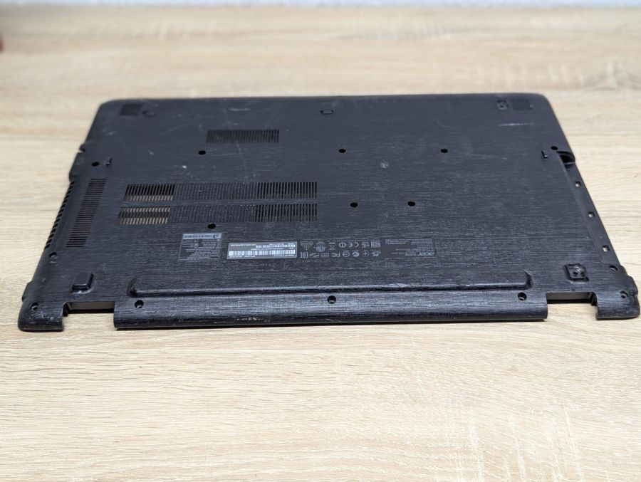 Б/В Нижня частина корпусу (піддон) для ноутбука Acer Aspire E5-772G