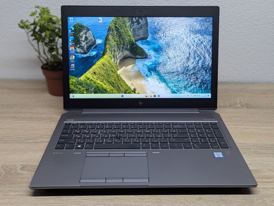 Ноутбук Б/В HP ZBook 15 G5, Intel Core i7-8850H, DDR4, SSD 128GB Гб + SSD 500GB, NVIDIA Quadro P1000, 15.6" Full HD