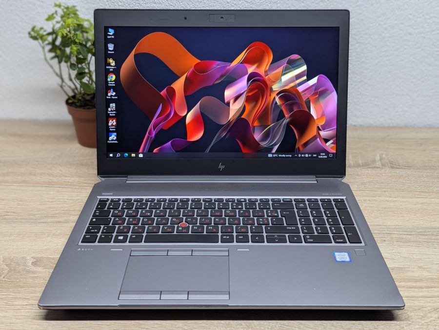Ноутбук Б/В HP ZBook 15 G5, Intel Core i7-8750H, DDR4, SSD 960GB, NVIDIA Quadro P2000, 15.6" Full HD