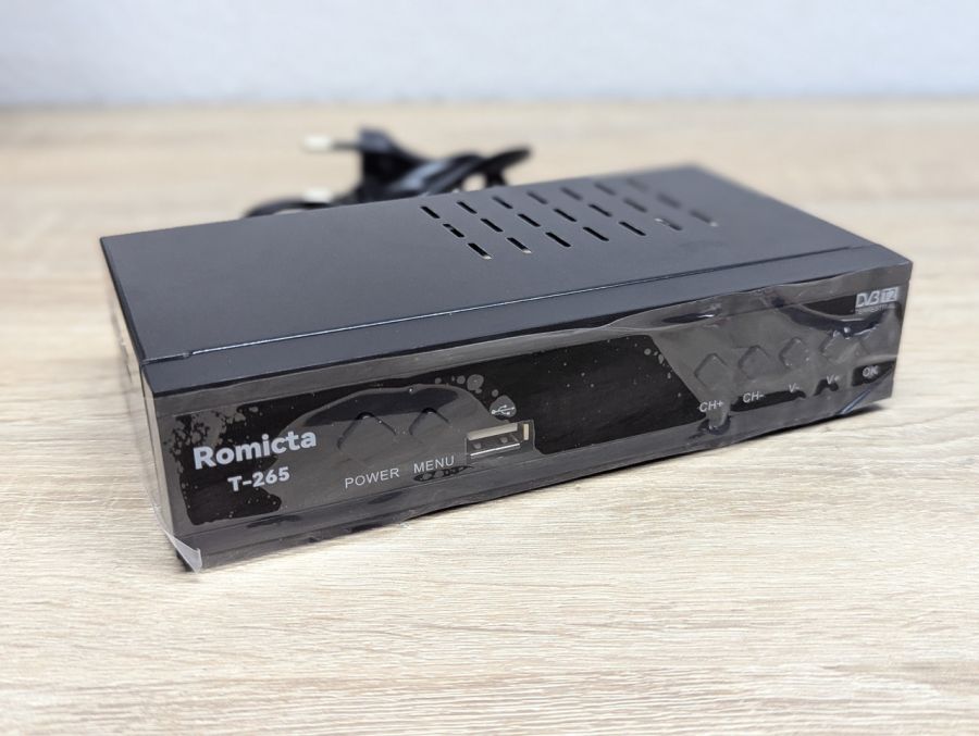 Новий Цифровий ефірний тюнер Romicta T-265