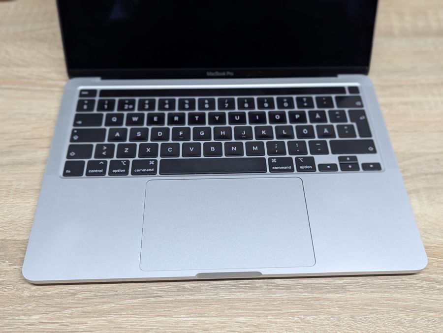 Ноутбук Б/В Apple MacBook Pro 13 2020 A2289, Intel Core i5-8257U, LPDDR3, SSD 256GB, 13"