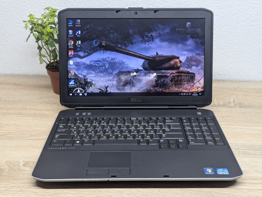 Ноутбук Б/В Dell Latitude E5530, Intel Core i5-3340M, DDR3 8 GB, SSD 128GB, 15.6" HD