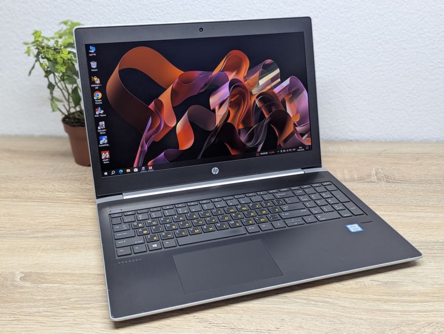 Ноутбук Б/В HP ProBook 450 G5, Intel Core i5-8250U, DDR4 8 GB, SSD 128GB, 15.6" Full HD