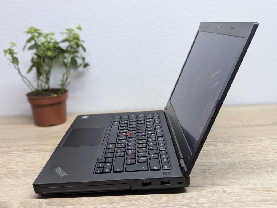 Ноутбук Б/В Lenovo T440P, Intel Core i5-4300M, DDR3 8 GB, SSD 128GB, 14" HD [ProductHub SKU L584]