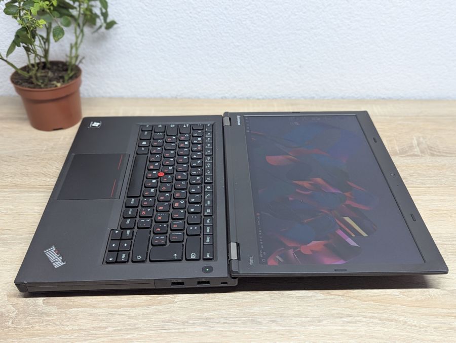 Ноутбук Б/В Lenovo T440P, Intel Core i5-4300M, DDR3 8GB, SSD 128GB, 14" HD