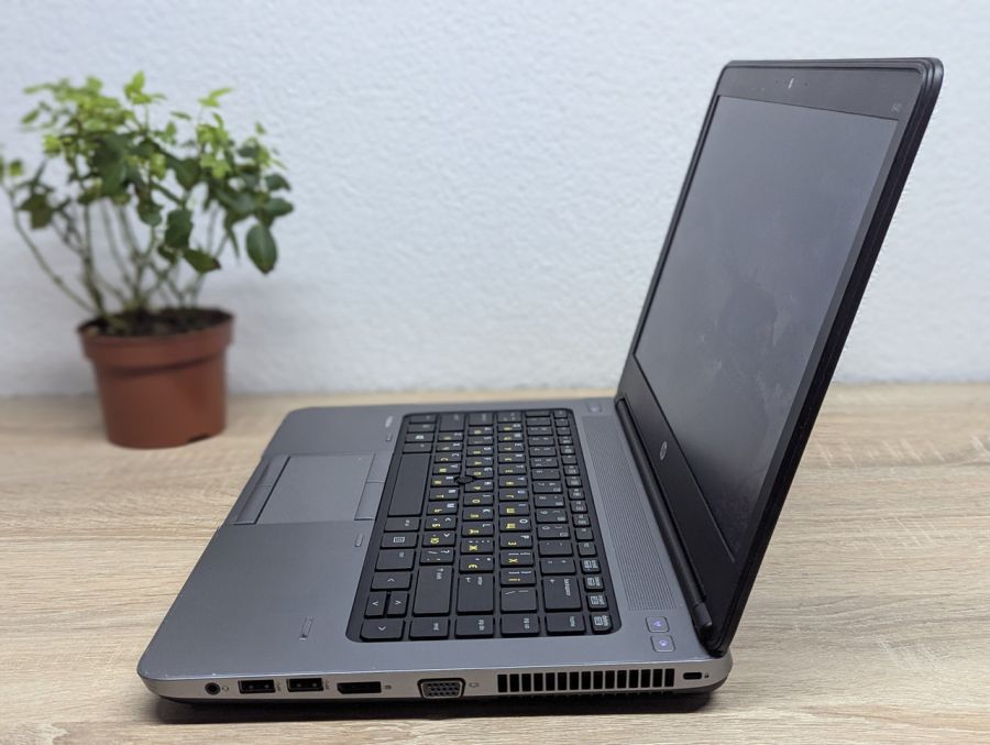 Ноутбук Б/В HP ProBook 640 G1, Intel Core i5-4300M, DDR3 8 GB, SSD 120GB, 14" HD