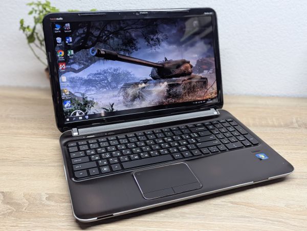 Ноутбук Б/В HP Pavilion dv6, Intel Core i7-2630QM, DDR3 8 GB, SSD 256GB, AMD Radeon HD 6700, 15.6" HD