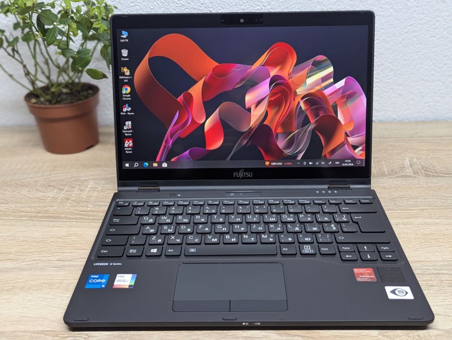 Ноутбук Б/В Fujitsu LifeBook U9311X, Intel Core i5-1135G7U, DDR4 16 GB, SSD 256GB, 13" Full HD Сенсор
