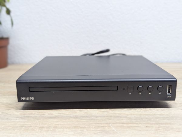 Новий DVD-програвач Philips 2000