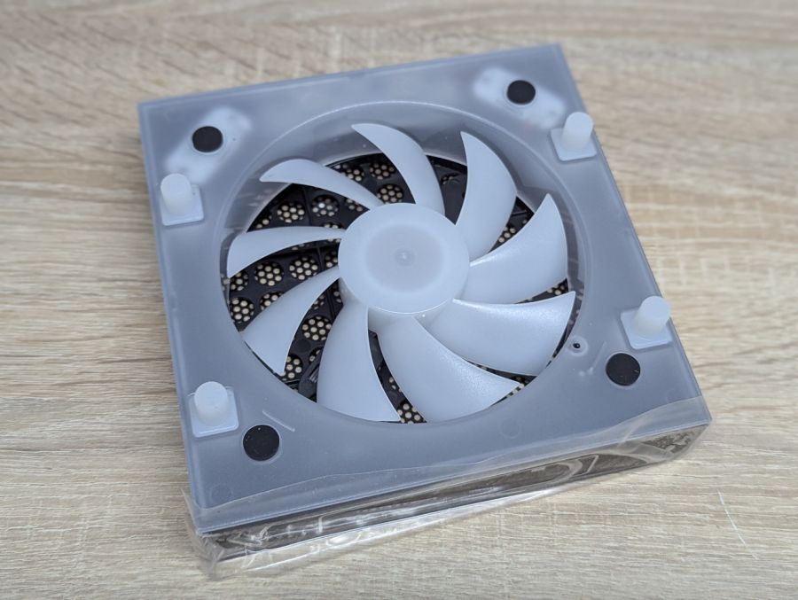 Новий Охолоджуюча підставка для ігрових консолей Xbox Series X та Series S