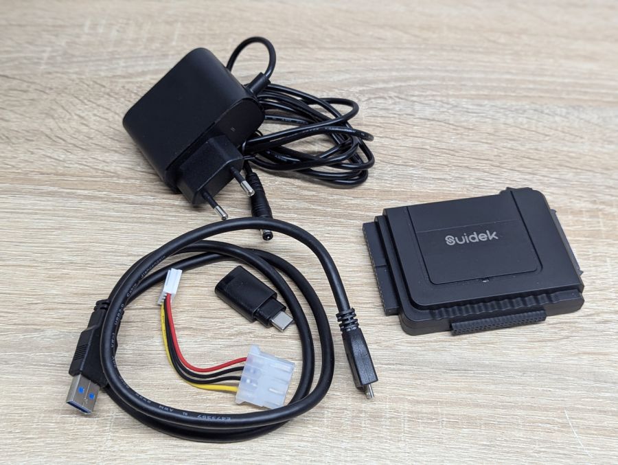 Новий Універсальний адаптер жорстких дисків SUIDEK USB-C to SATA/IDE