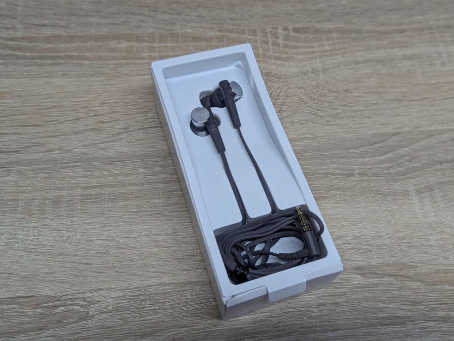 Новий Навушники дротові Sony MDR-XB55AP Extra Bass з мікрофоном