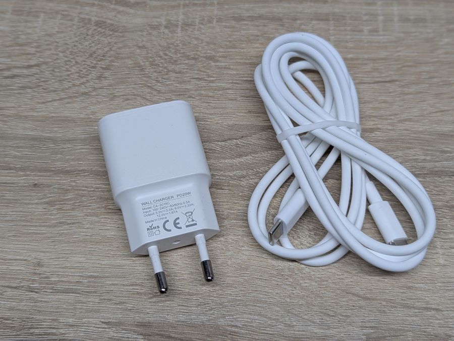 Новий Мережевий зарядний пристрій USB Type-C 20W