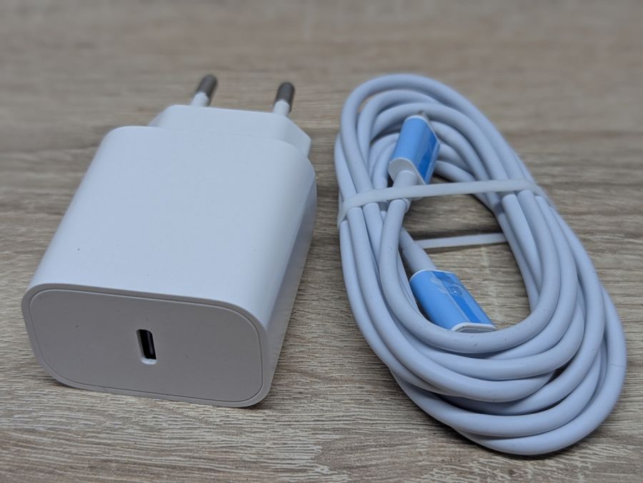 Новий Мережевий зарядний пристрій 25W USB Type-C — Lightning