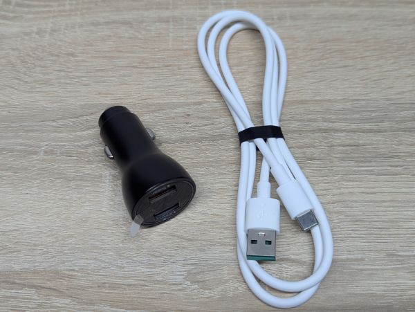 Новий Автомобільний зарядний пристрій у прикурювач із кабелем USB-A — USB-C