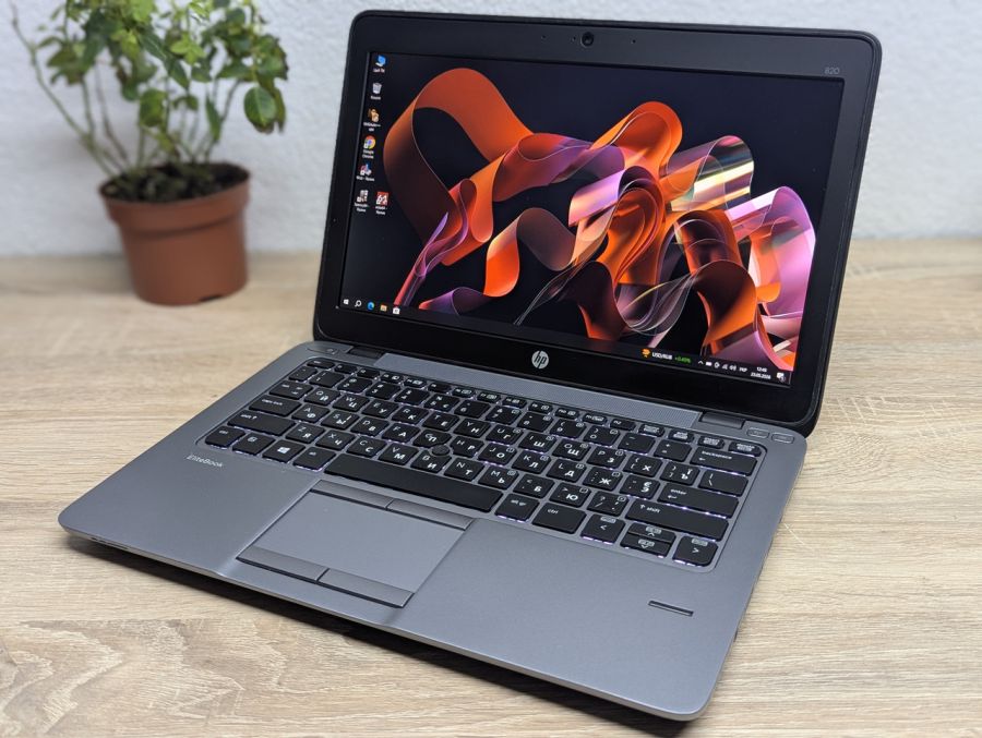 Ноутбук Б/В HP EliteBook 820 G2, Intel Core i5-5200U, DDR3 8 GB, SSD 128GB, 12" Full HD